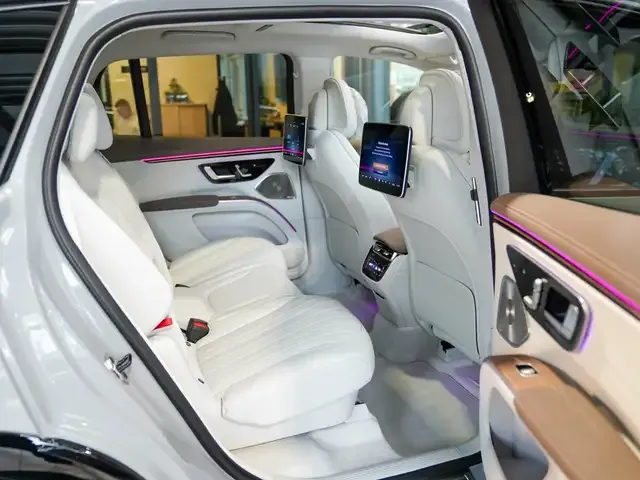 Mercedes-Benz EQS SUV