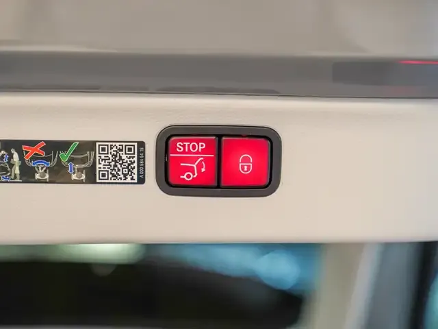 Mercedes-Benz EQS SUV