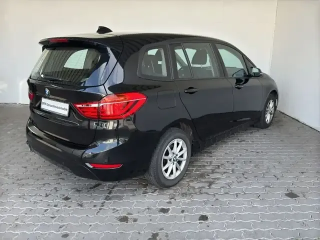 BMW 216