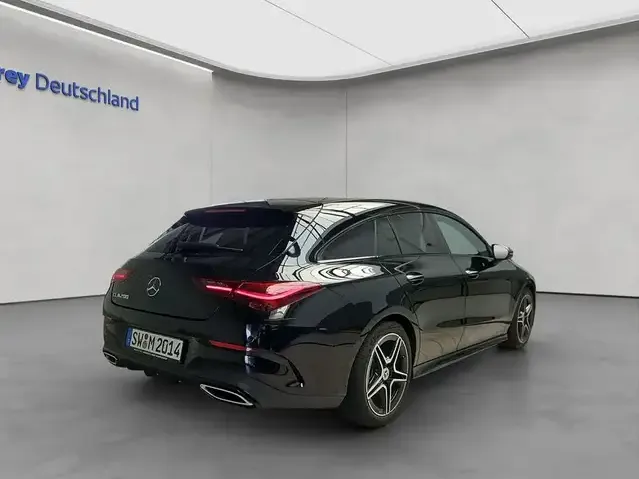 Mercedes-Benz CLA 200