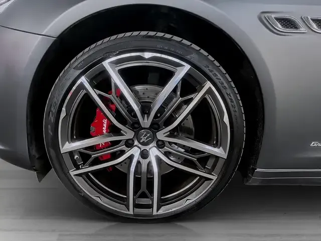 Maserati Quattroporte