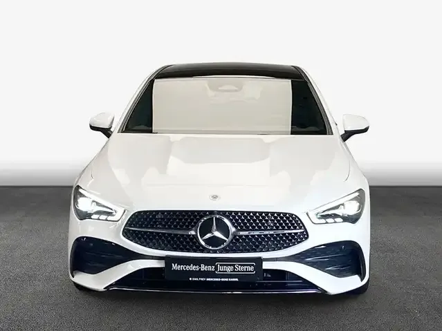 Mercedes-Benz CLA 200