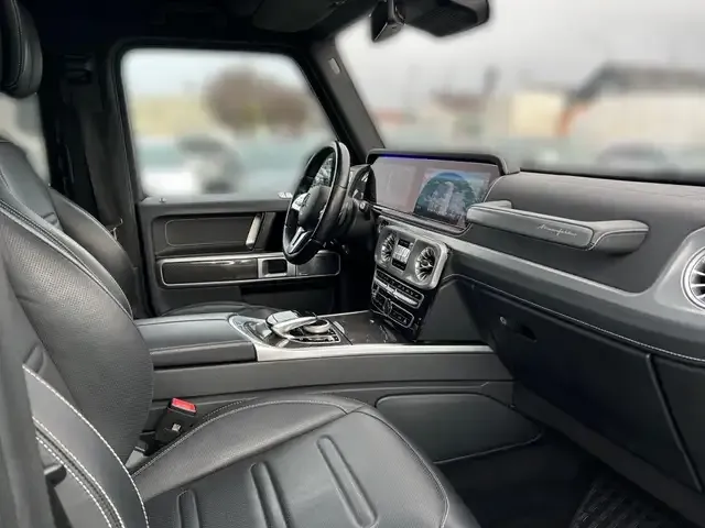 Mercedes-Benz G 400