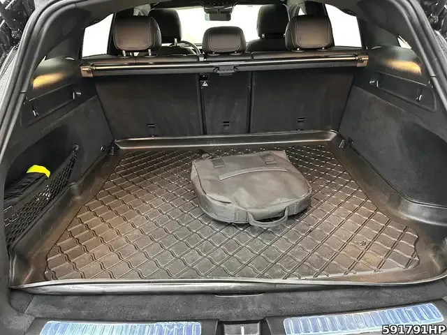 Mercedes-Benz EQC 400