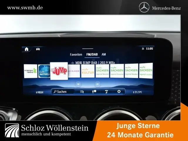 Mercedes-Benz GLB 220