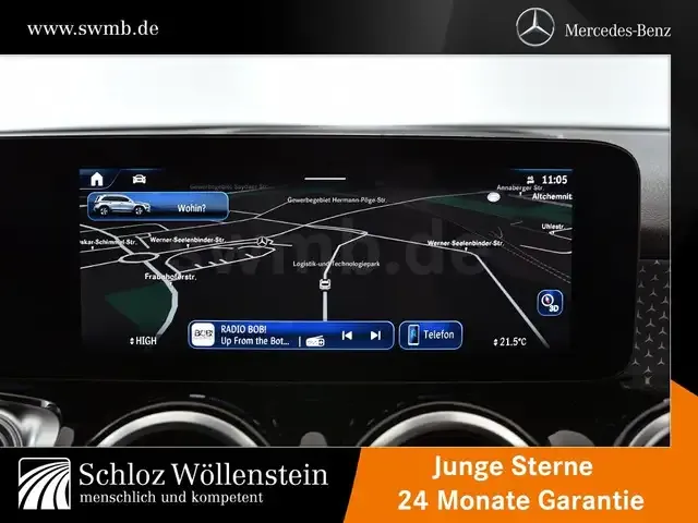 Mercedes-Benz GLB 220