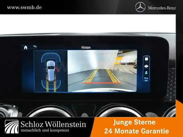 Mercedes-Benz GLB 220