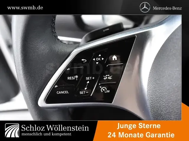 Mercedes-Benz GLB 220