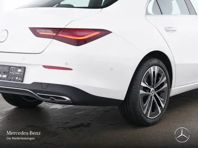 Mercedes-Benz CLA 200