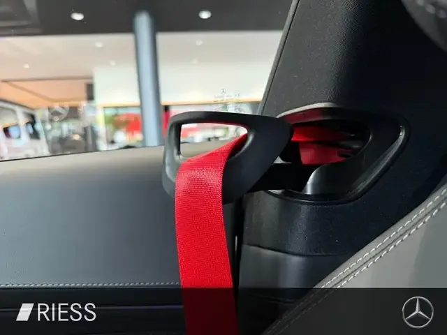 Mercedes-Benz CLE 200