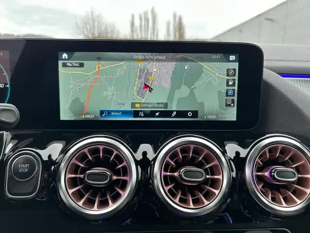 Mercedes-Benz EQA 250