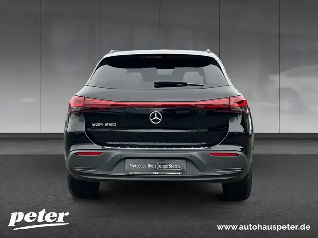 Mercedes-Benz EQA 250