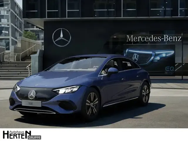 Mercedes-Benz EQE 300