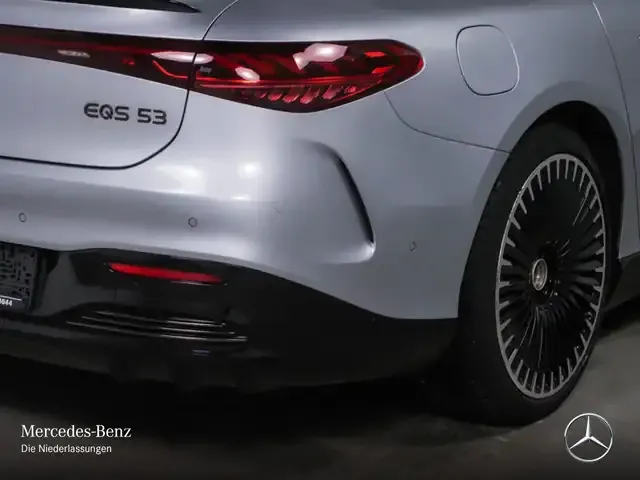 Mercedes-Benz EQS