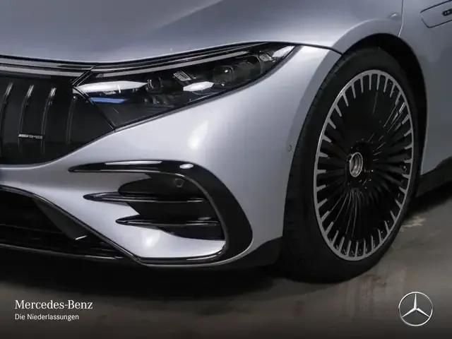 Mercedes-Benz EQS