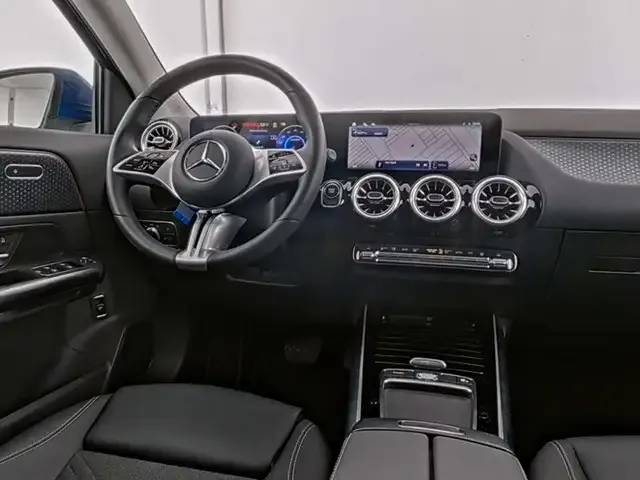 Mercedes-Benz EQA 300