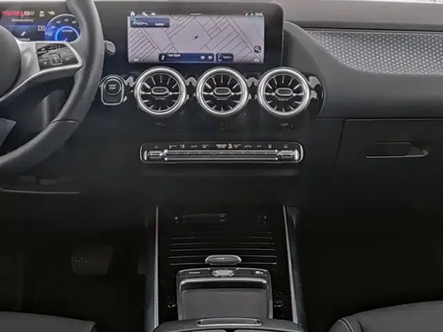 Mercedes-Benz EQA 300