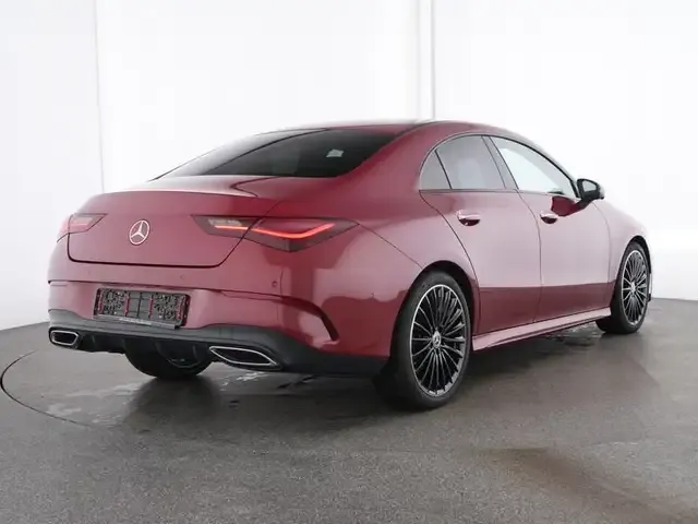 Mercedes-Benz CLA 200