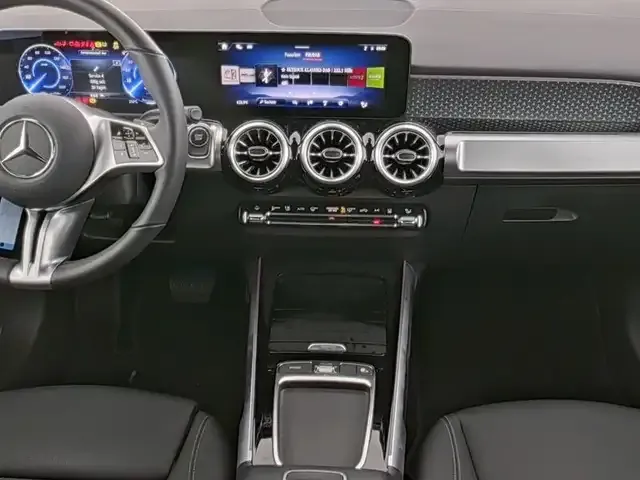 Mercedes-Benz EQB 300