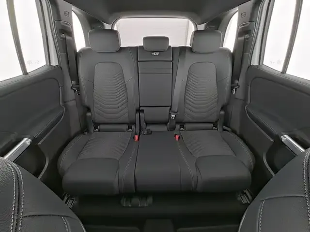 Mercedes-Benz EQB 300