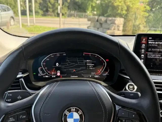 BMW 530