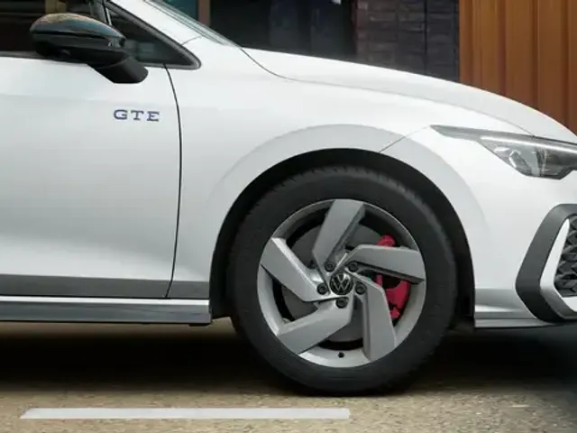 Volkswagen Golf GTE