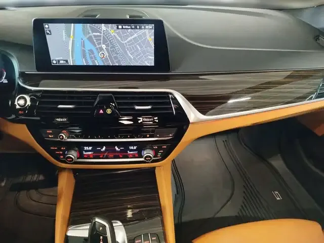 BMW 540