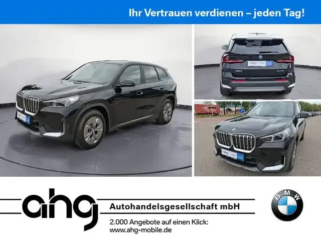 BMW iX1
