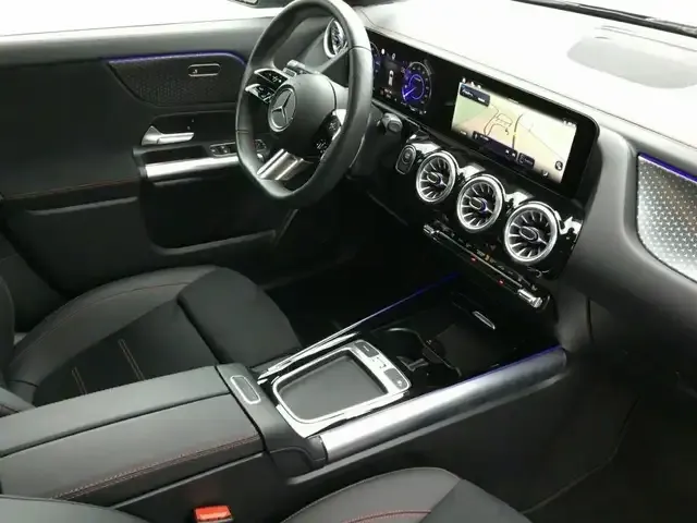 Mercedes-Benz EQA 300