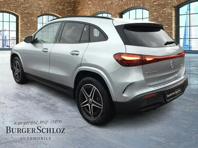 Mercedes-Benz EQA 300