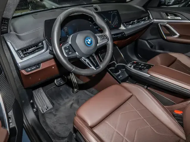 BMW iX2
