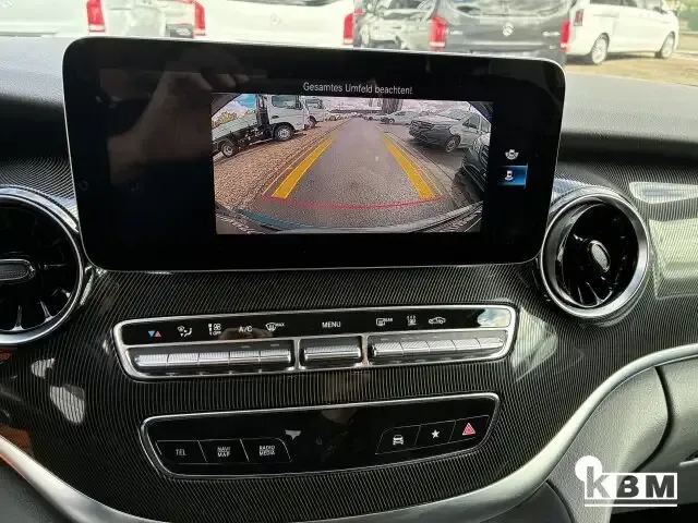 Mercedes-Benz V 250