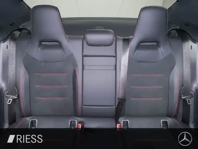 Mercedes-Benz CLA 220