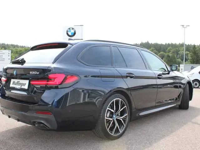 BMW 530