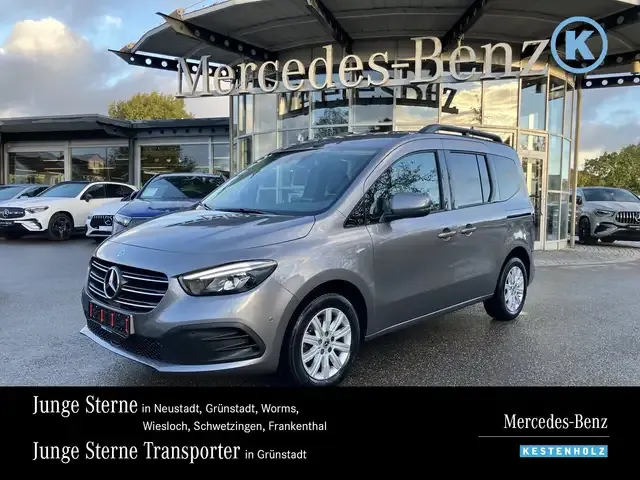 Mercedes-Benz Sonstiges