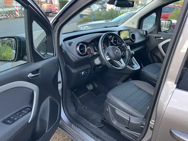 Mercedes-Benz Sonstiges
