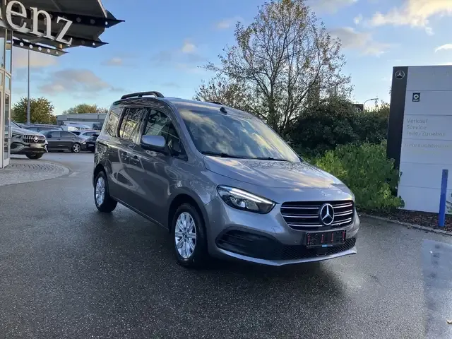 Mercedes-Benz Sonstiges
