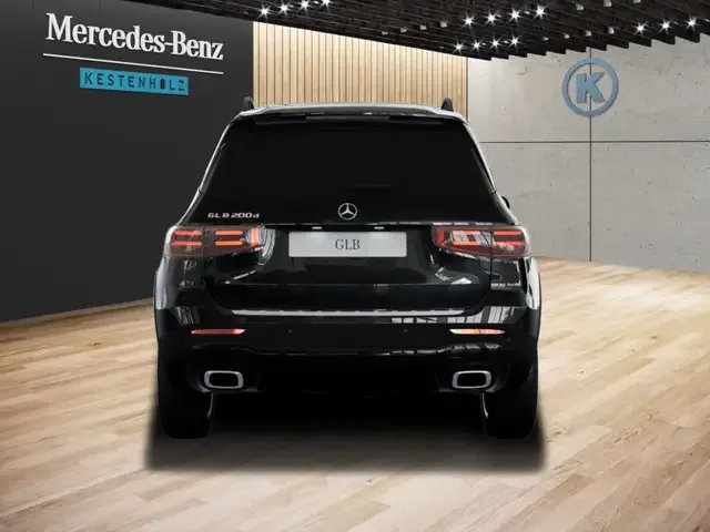 Mercedes-Benz GLB 200