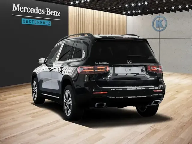 Mercedes-Benz GLB 200