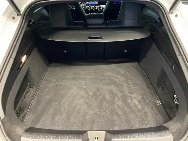 Mercedes-Benz CLA 220