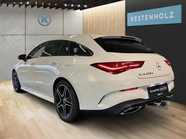 Mercedes-Benz CLA 220