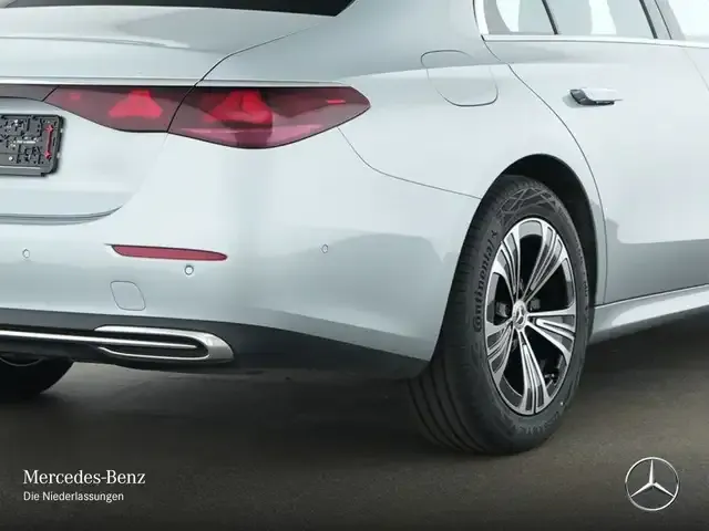 Mercedes-Benz E 200