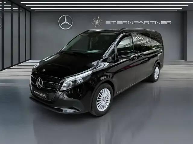 Mercedes-Benz V 220