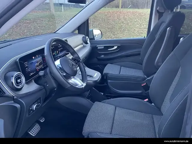 Mercedes-Benz V 250
