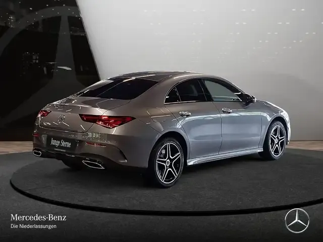 Mercedes-Benz CLA 250