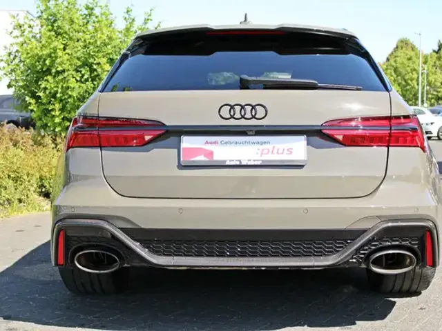 Audi RS6
