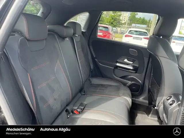 Mercedes-Benz B 250