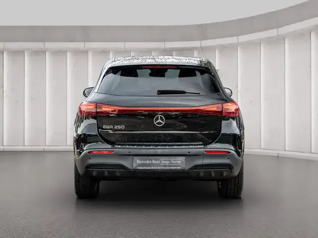 Mercedes-Benz EQA 250