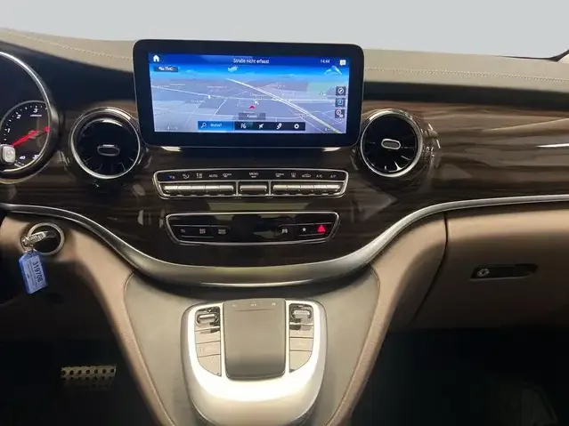 Mercedes-Benz V