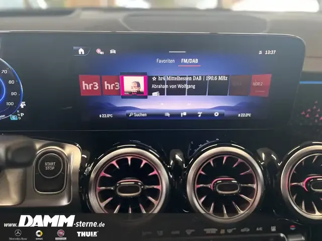 Mercedes-Benz EQB 300